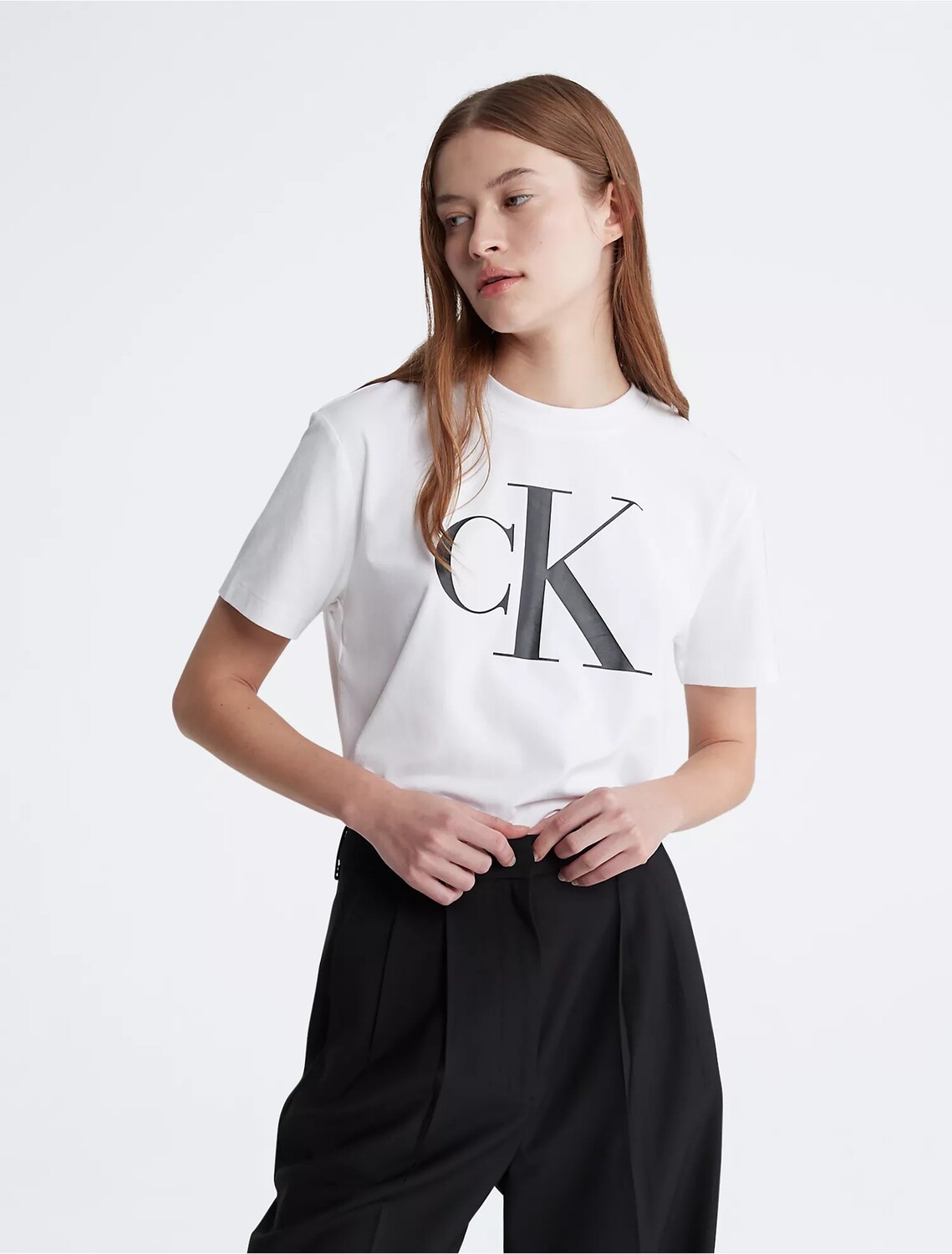 

Футболка Calvin Klein Monogram Logo Crewneck, белый