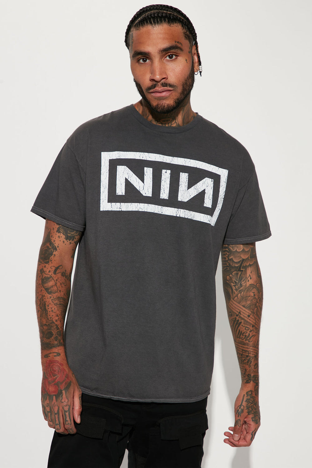 

Футболка Fashion Nova NIN119670, черный