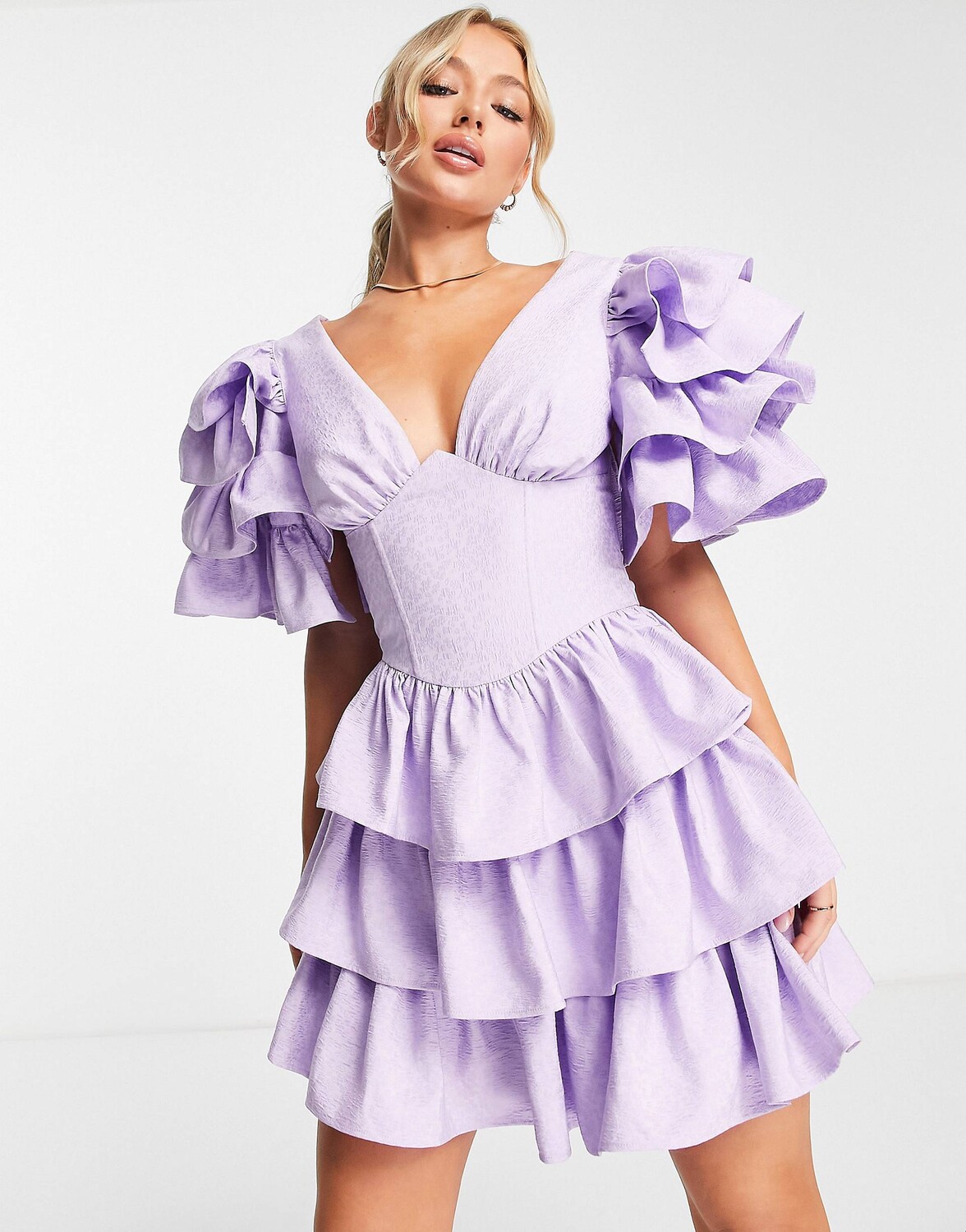 

Сиреневое мини-платье с рюшами на рукавах и корсетом с рюшами ASOS LUXE, Фиолетовый