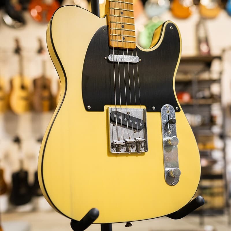 

Телекастер Squier 40th Anniversary Vintage Edition, Satin Vintage Blonde Fender SQ 40 TELE MN AHW BAPG SVBL