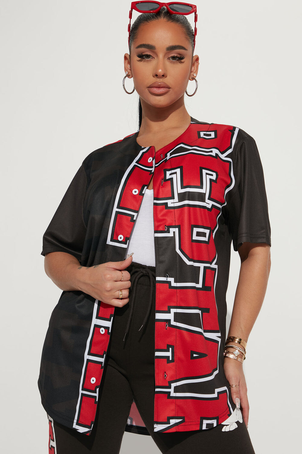 

Футболка Fashion Nova 7RRT89080NV, черный