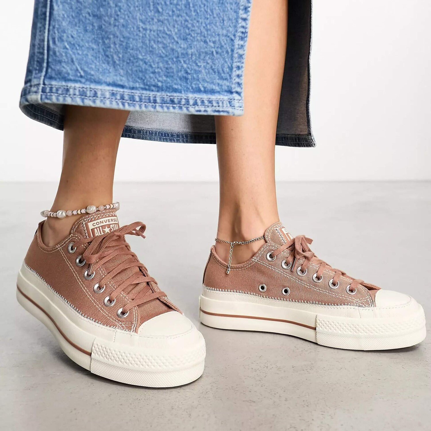 

Кеды Converse Chuck Taylor All Star Low Lift, коричневый/белый
