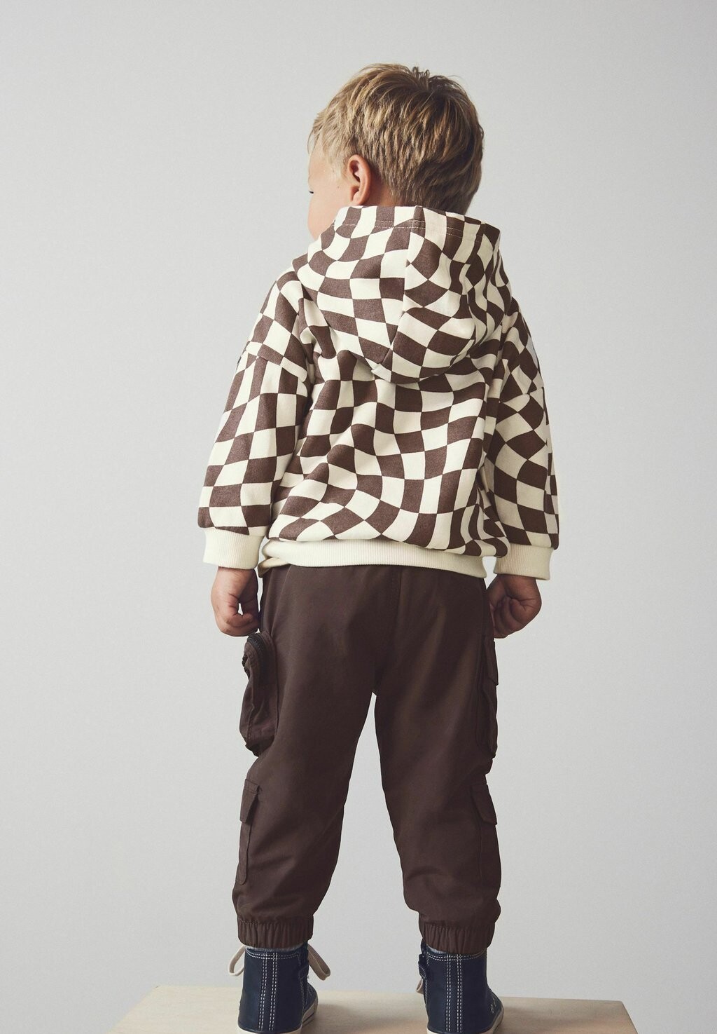 

Толстовка CHECKERBOARD Next, цвет brown cream