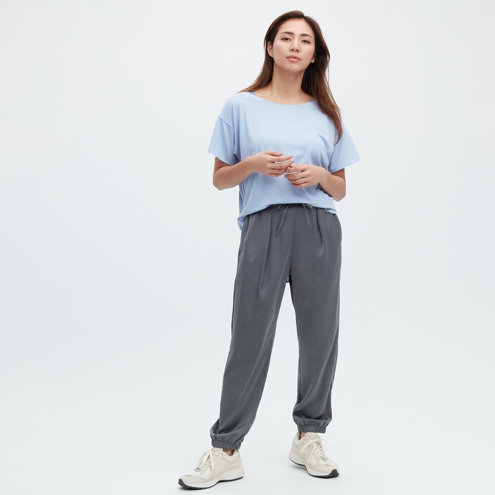 

Эластичные атласные брюки Uniqlo, синий