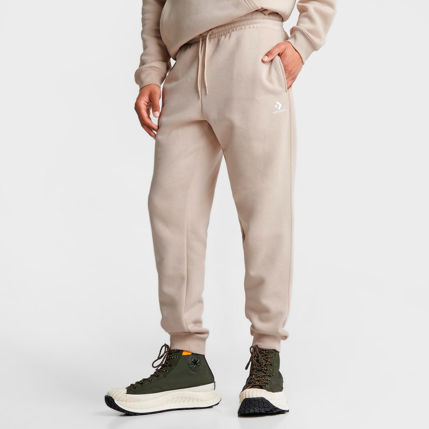 

Флисовые спортивные штаны Converse Go-To с вышитыми звездами и шевроном, бежевый