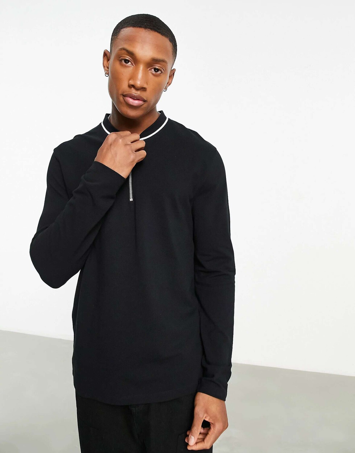 

Черная футболка из пике с длинными рукавами и молнией ASOS, Черный