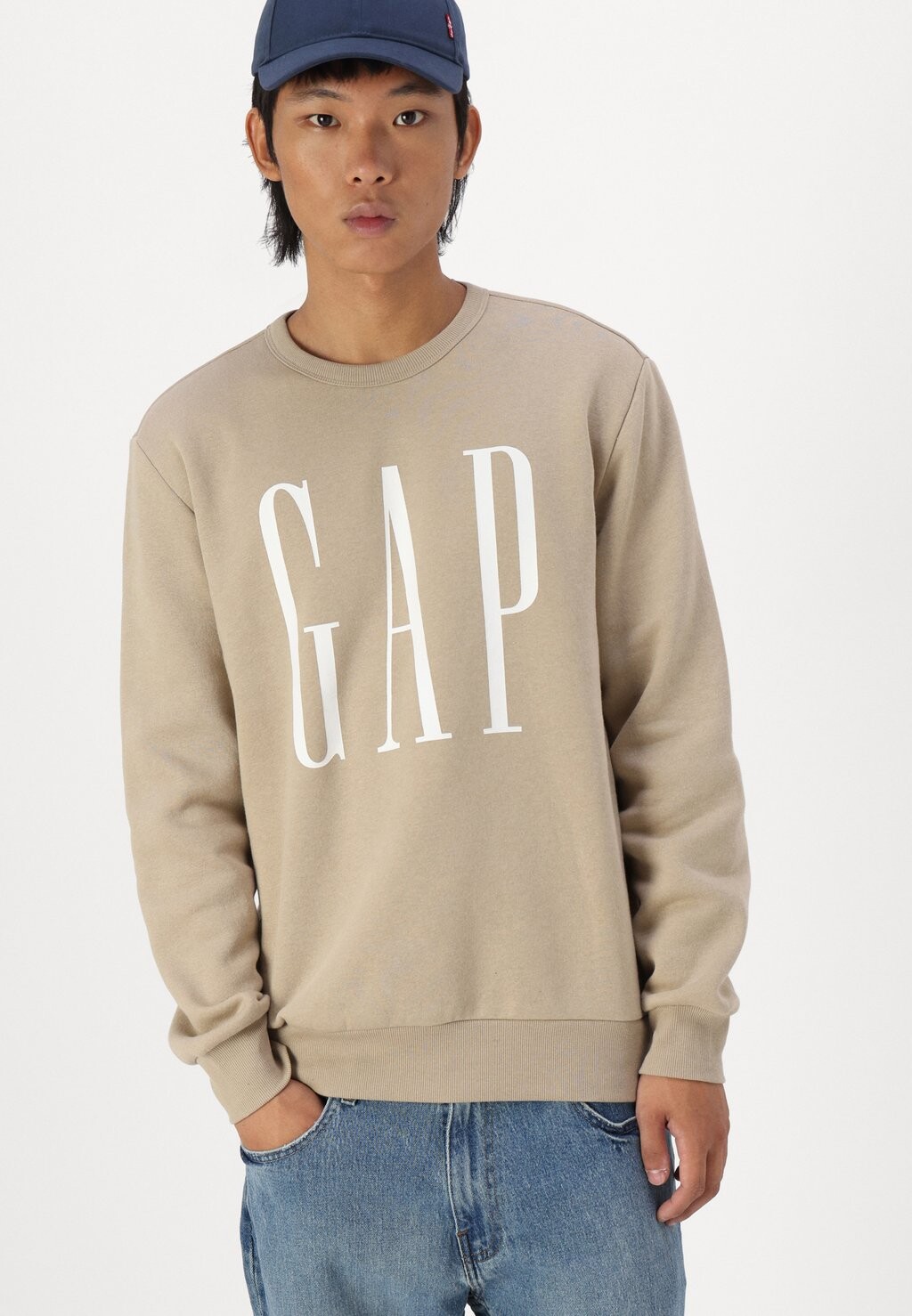 

Спортивный свитер GAP, черный