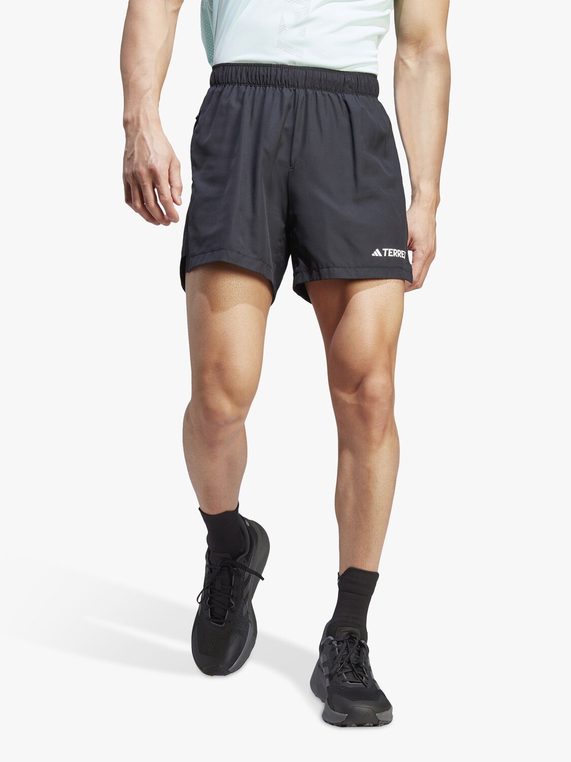 

Походные шорты Mountain Trail Terrex adidas, черный