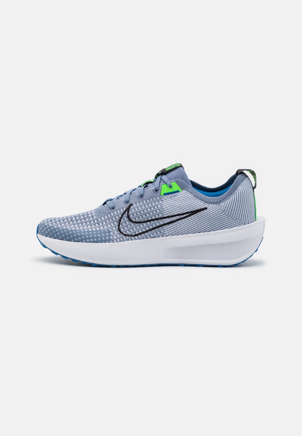 Нейтральные кроссовки Interact Run Nike, цвет ashen slate/black/football grey/star blue/green strike/white