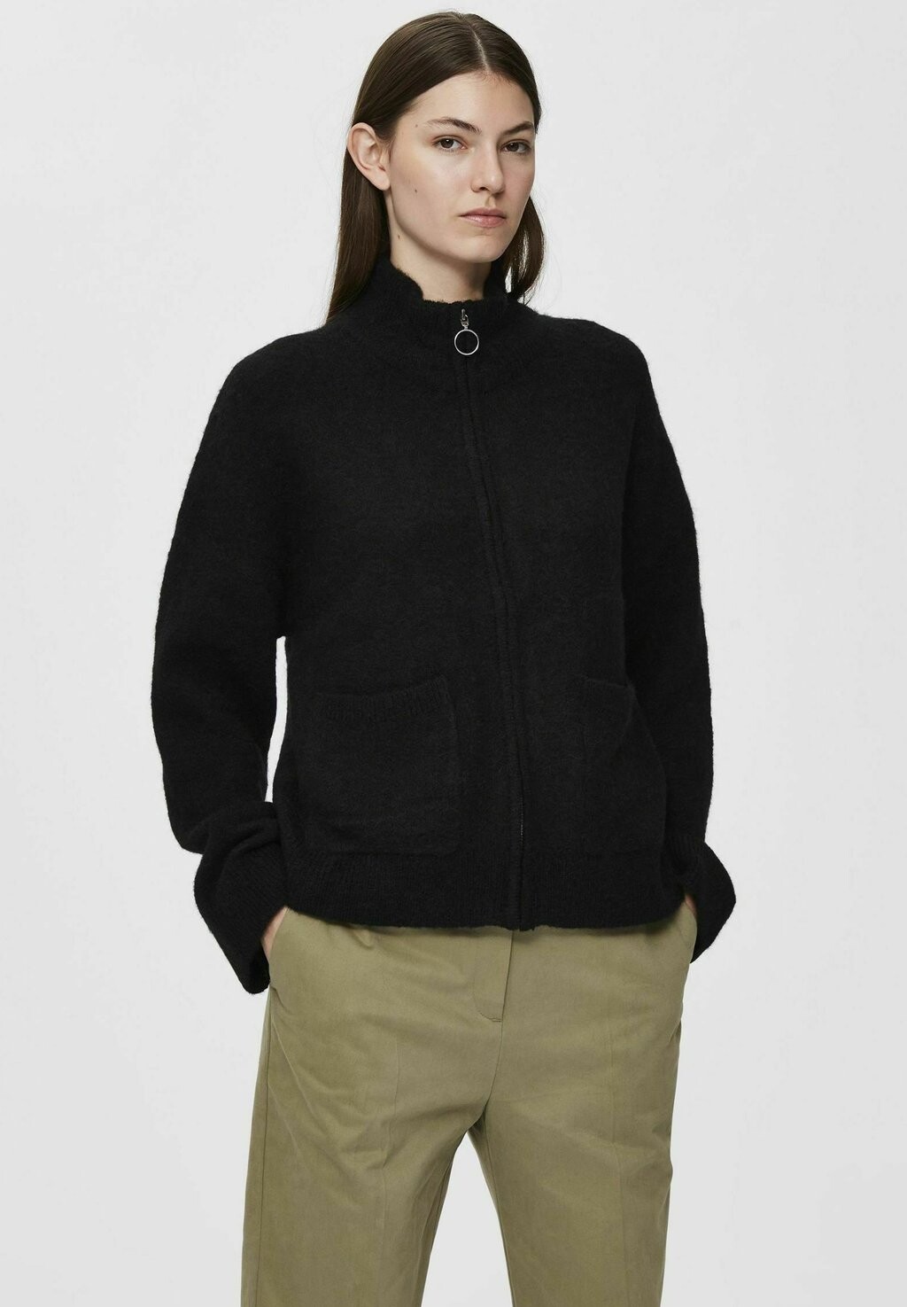 

Куртка Selected Femme SLFSIA RAS LS ZIPPER NOOS, черный