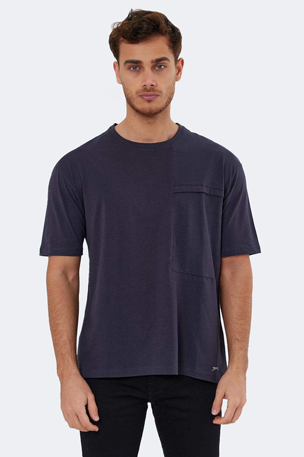 

Мужская футболка KAURI антрацит SLAZENGER