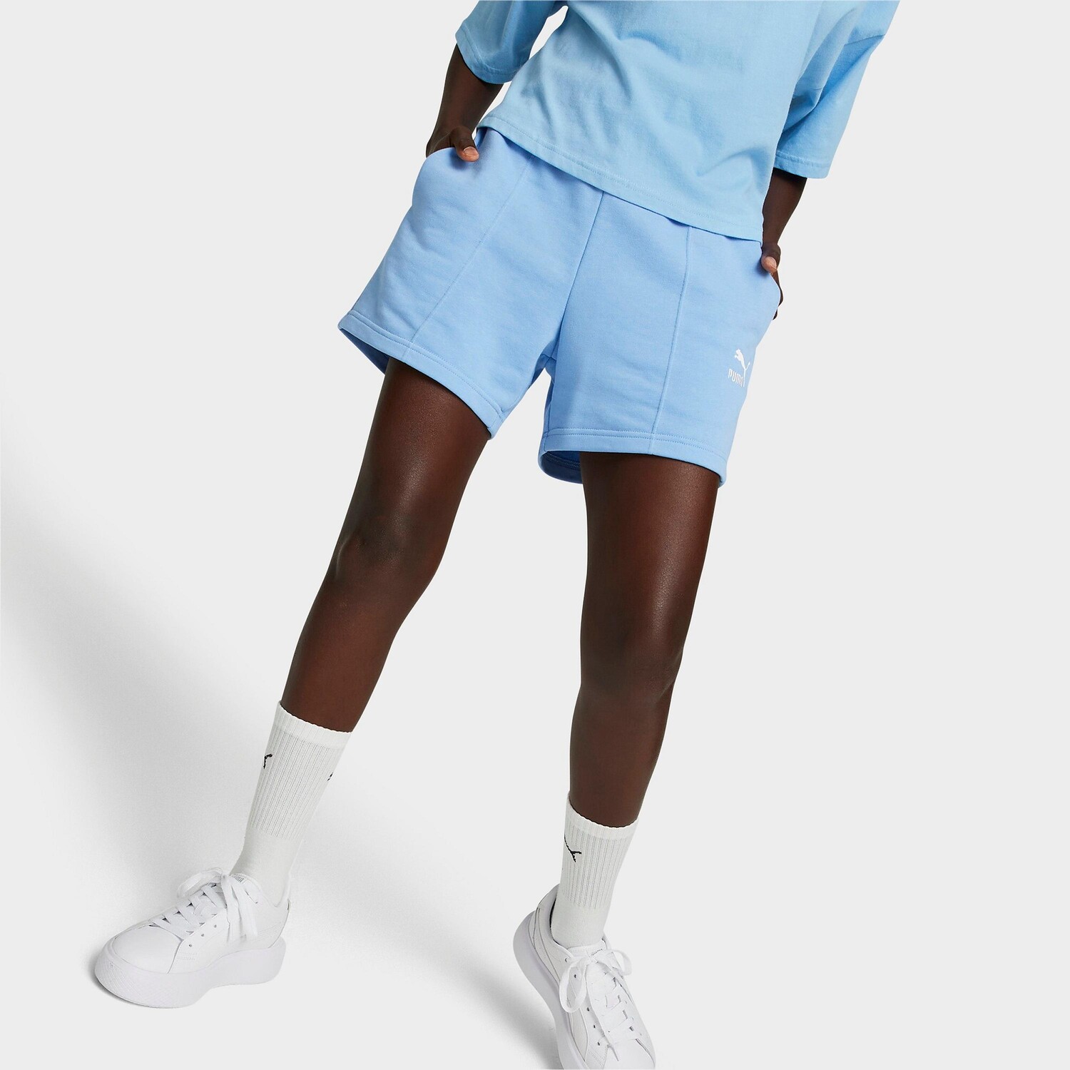

Женские шорты Puma Classics с защипами, синий