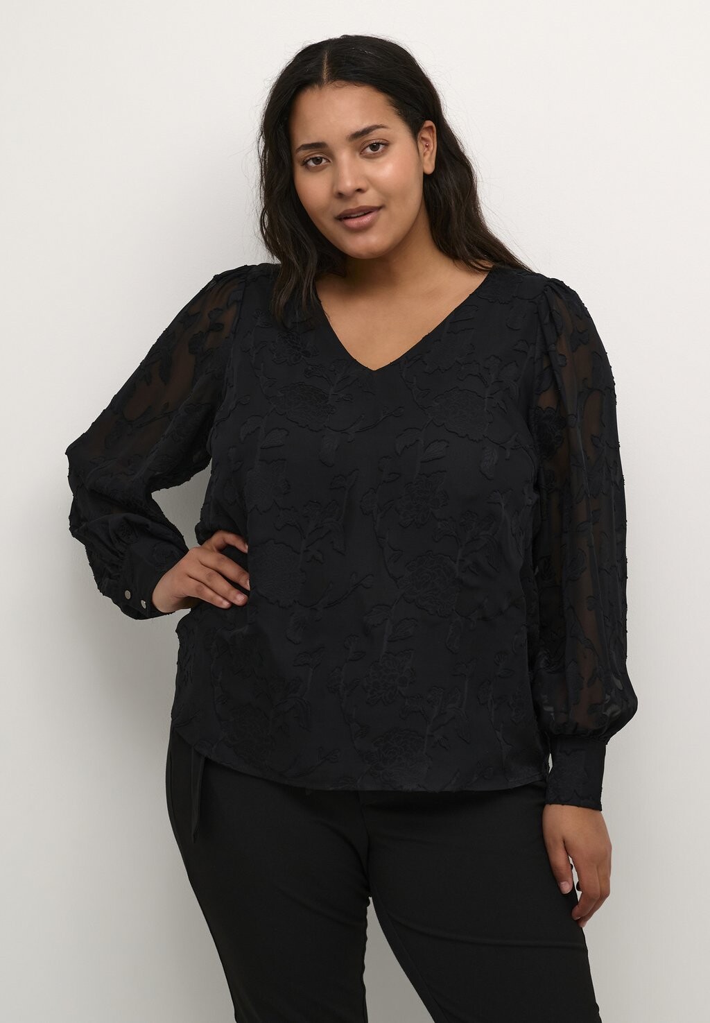 

Блузка Kaffe Curve CURVE KCTULLE, цвет black deep