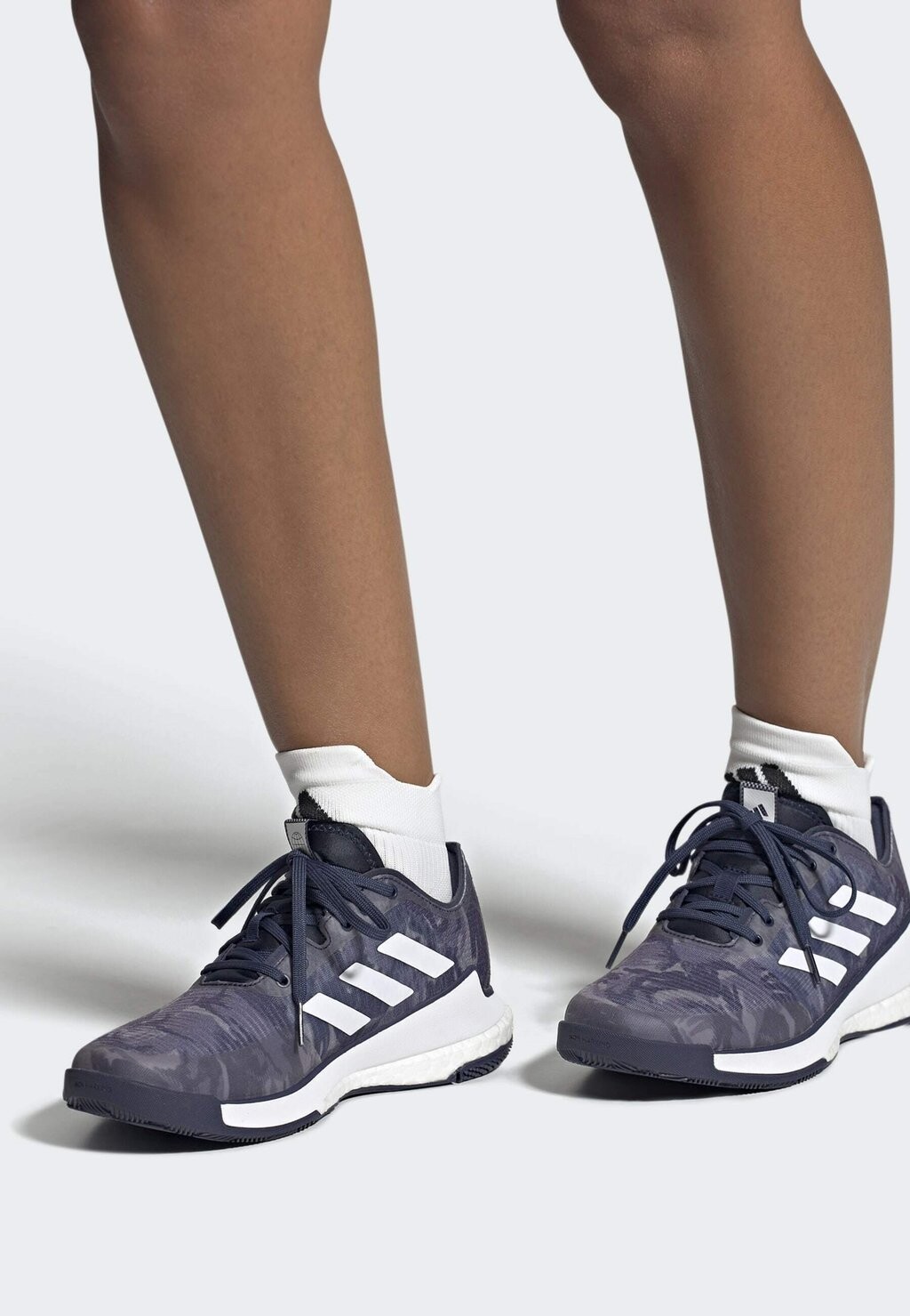 

Кроссовки Adidas