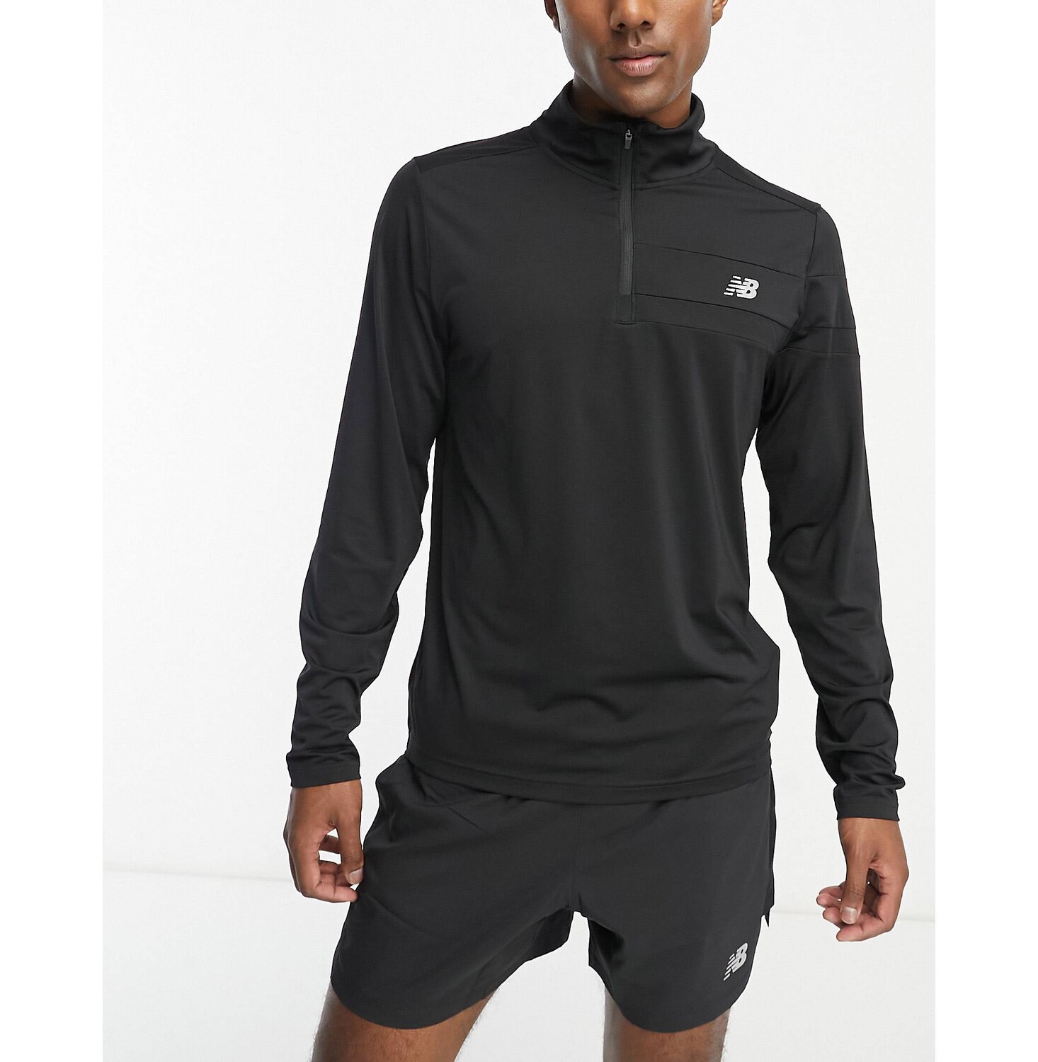 

Черная молния до половины New Balance Accelerate, Черный