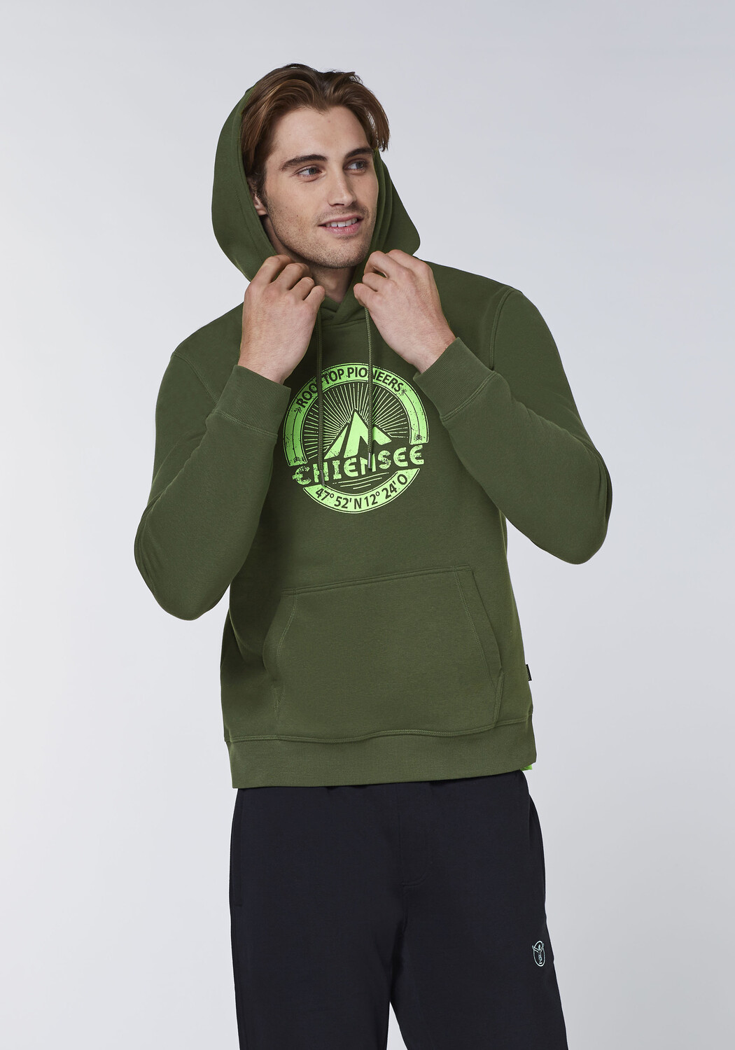 

Толстовка Chiemsee Hoodie, зеленый