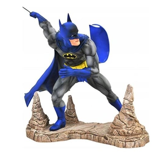 

Классическая фигурка БЭТМЕНА Статуя 18 см DC Comics Inna marka