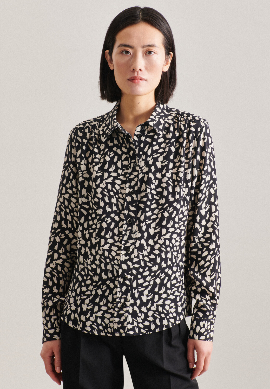 

Блуза Seidensticker Hemd Regular fit, черный