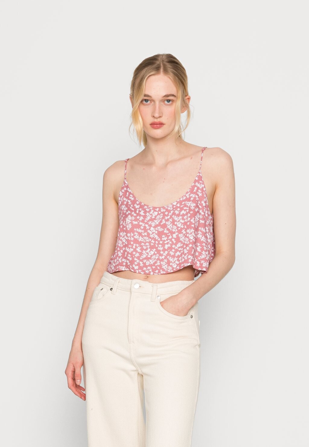 

Топ Cotton On