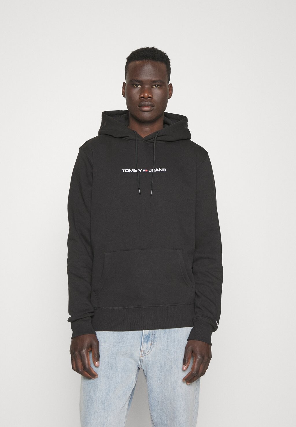 

Толстовка Tommy Jeans, черный