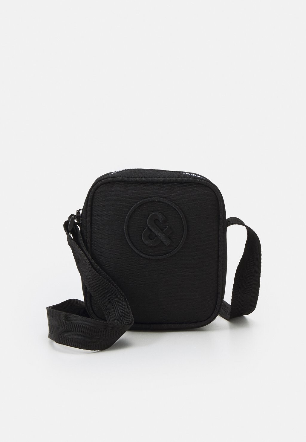 

Сумка через плечо JACHERO SLINGBAG UNISEX Jack & Jones, черный
