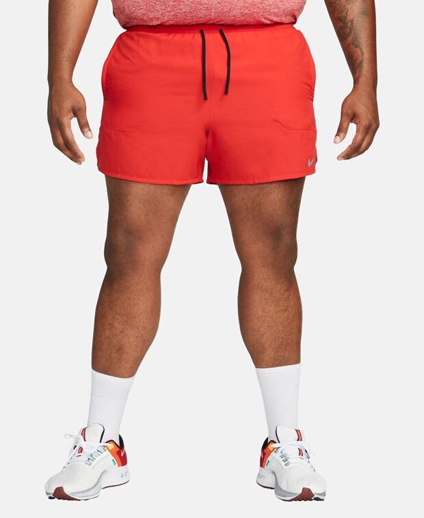 

Функциональные шорты Nike, красный