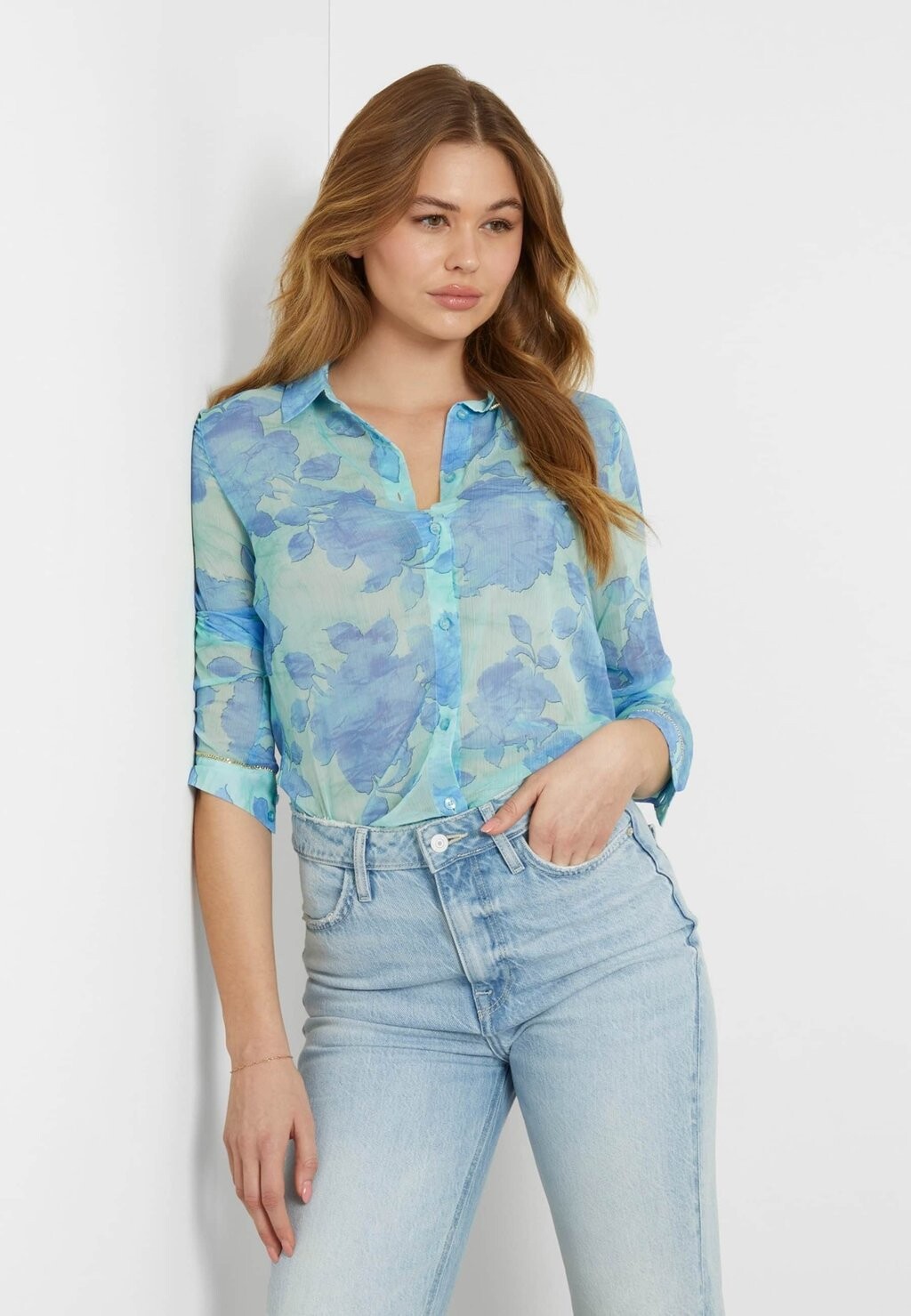 

Блузка-рубашка Guess, цвет blumenmuster blau