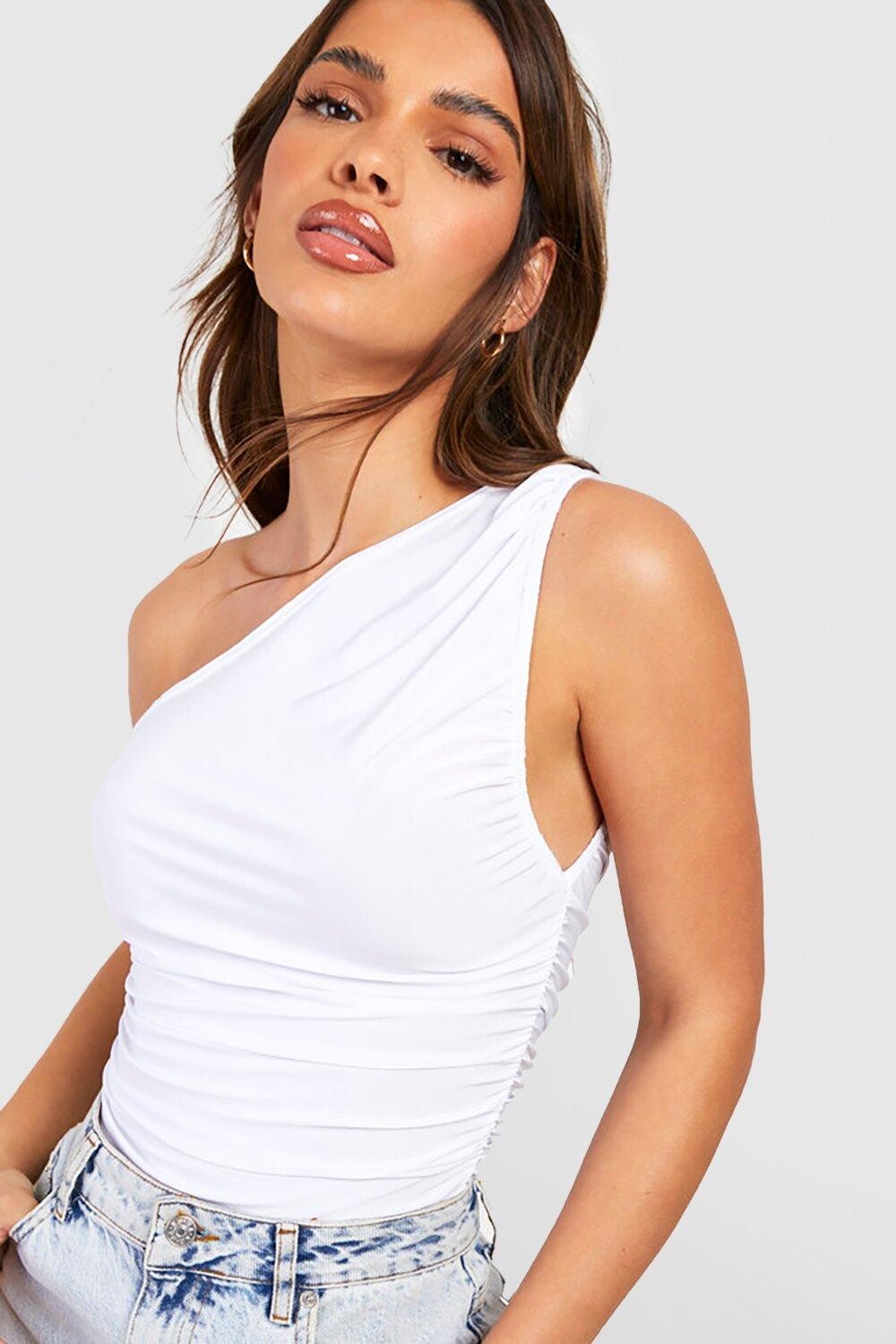

Объединенный топ на одно плечо со собрями Boohoo, белый