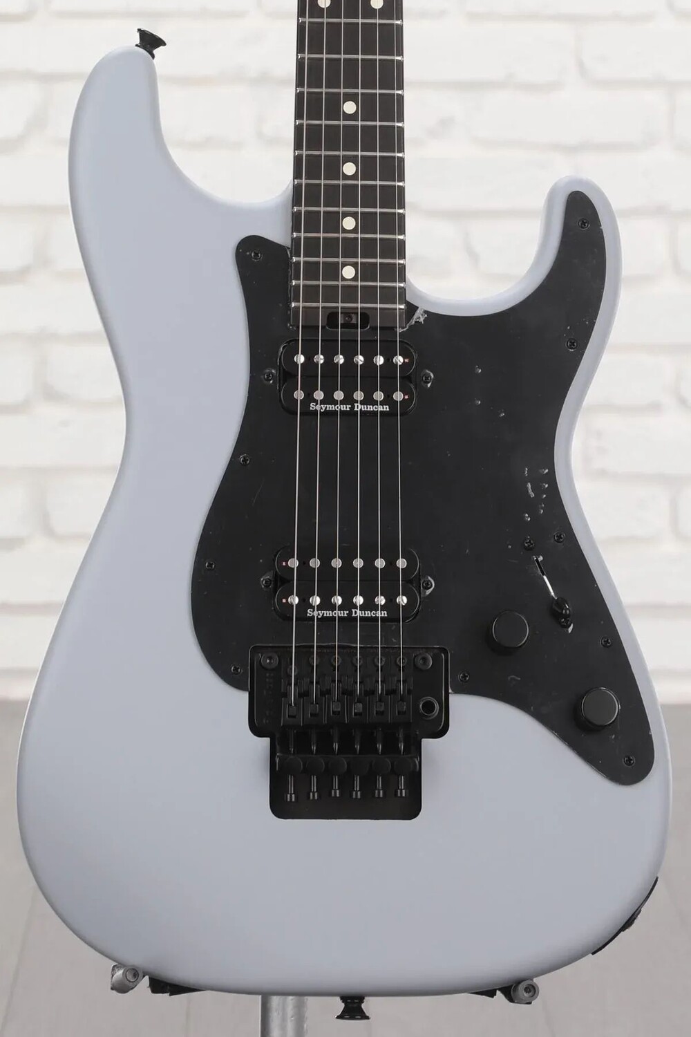 

Электрогитара Charvel Pro-Mod So-Cal Style 1 HH FR E - Primer Grey