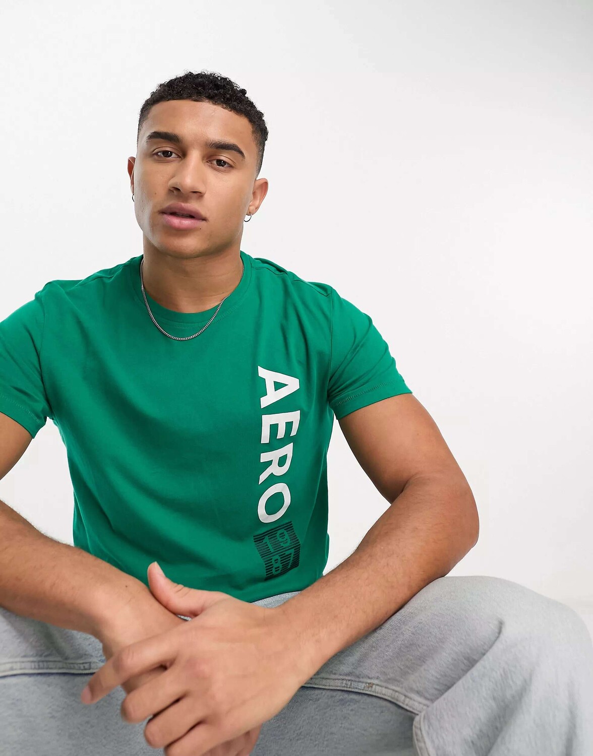 

Зеленая футболка Aeropostale, Зеленый