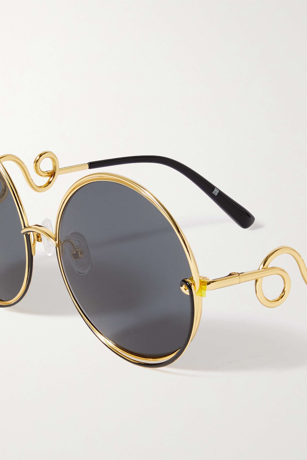 

LINDA FARROW EYEWEAR + Золотистые солнцезащитные очки Bea Bongiasca в круглой оправе, черный