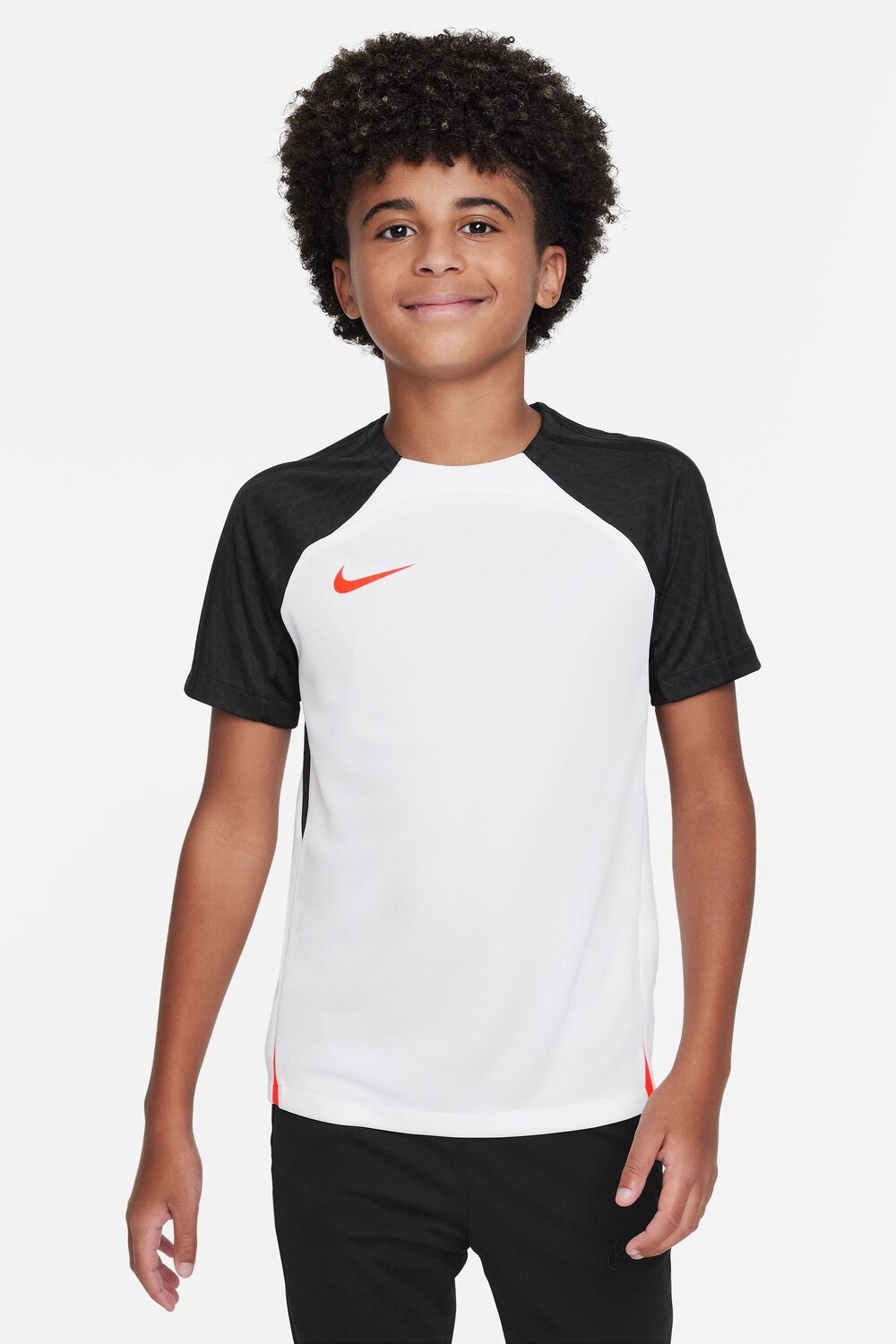 

Тренировочная рубашка Dri-FIT Strike Nike, черный