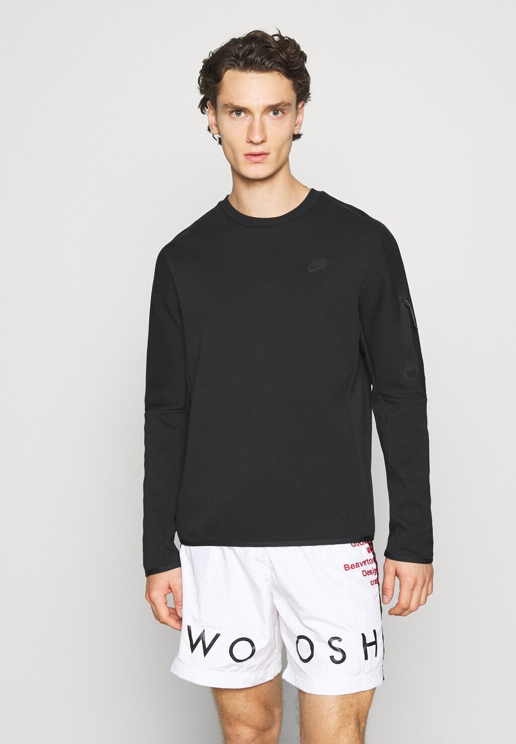 

Толстовка Nike, черный