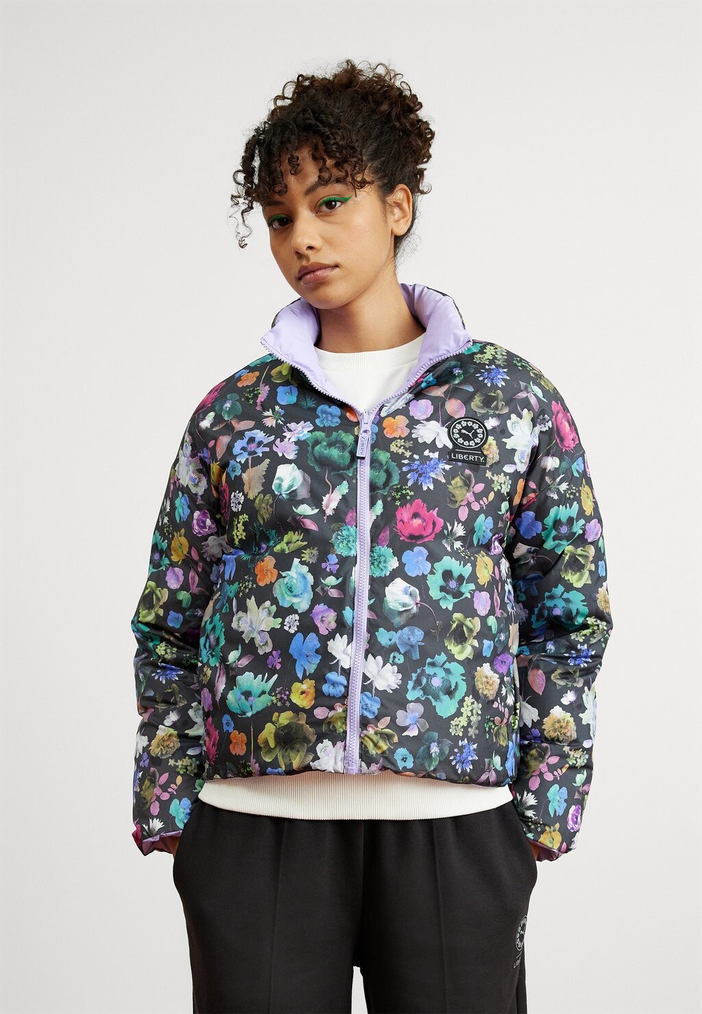 

Куртка Puma КУРТКА-ПУХОВИК PUMA X LIBERTY OVERSIZE, цвет vivid violet