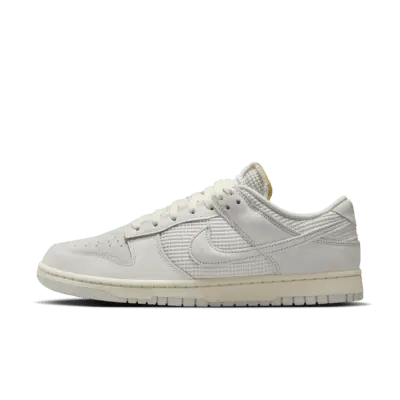 

Кроссовки Nike Dunk Low, цвет Phantom/Sail/Coconut Milk/Light Bone