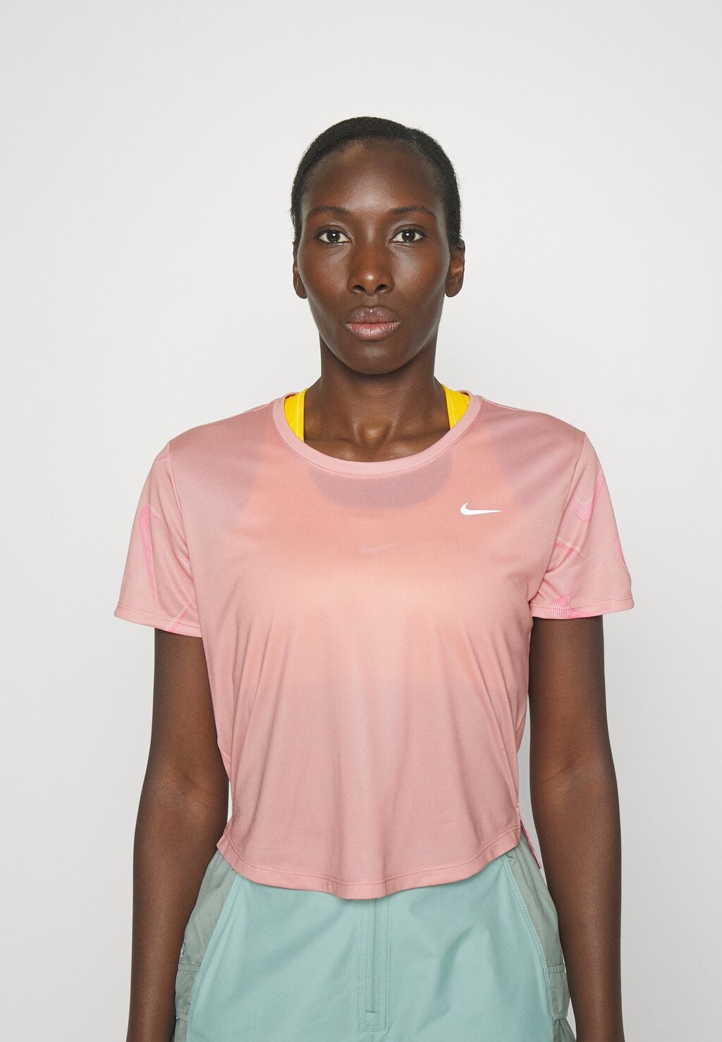 

Спортивная футболка Nike, Красный