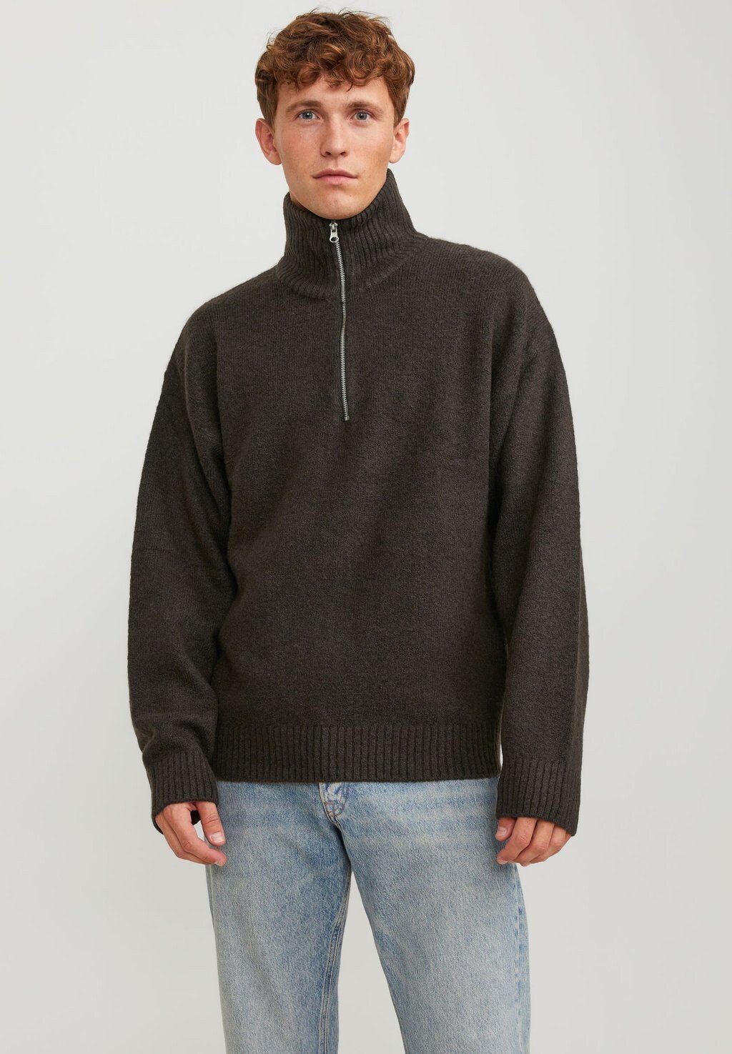 

Джемпер JOROLLIE HALF ZIP Jack & Jones, коричневый