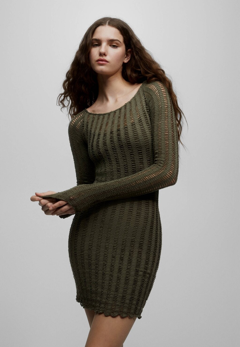 

Вязаное платье PULL&BEAR, зеленый