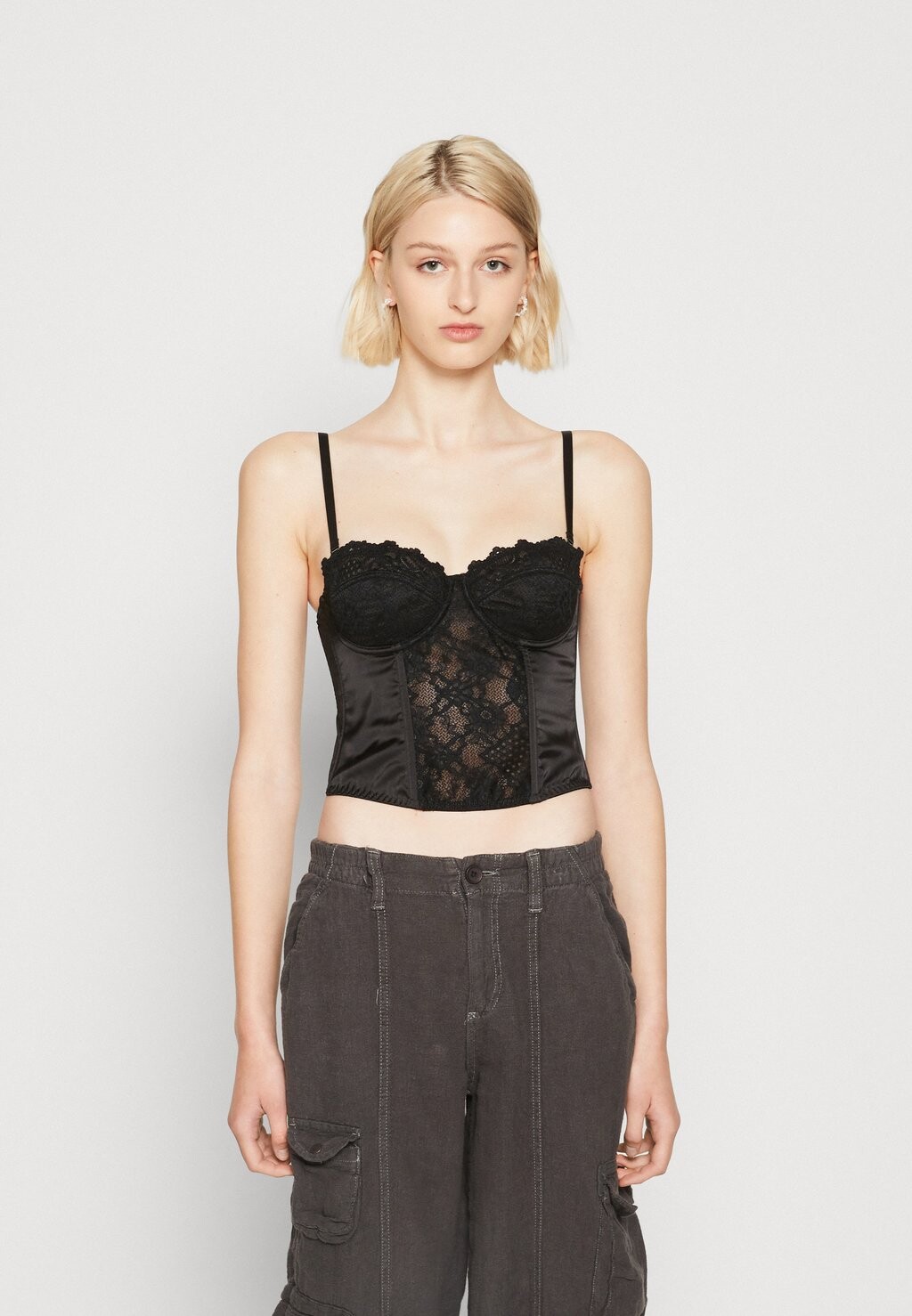 

Топ BDG Urban Outfitters, черный