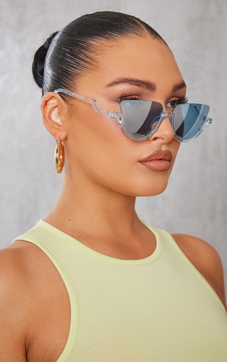 

PrettyLittleThing Солнцезащитные очки «кошачий глаз» в оправе с синими кристаллами