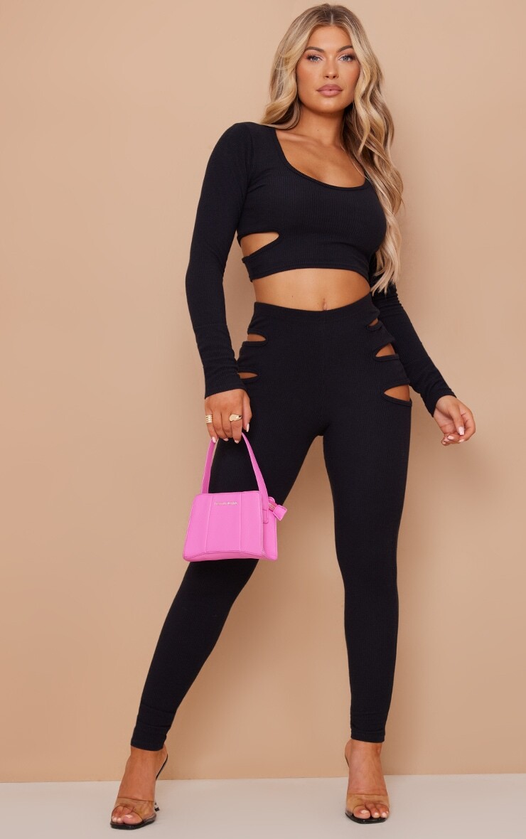 

PrettyLittleThing Черные леггинсы с жатыми ребристыми вырезами по бокам
