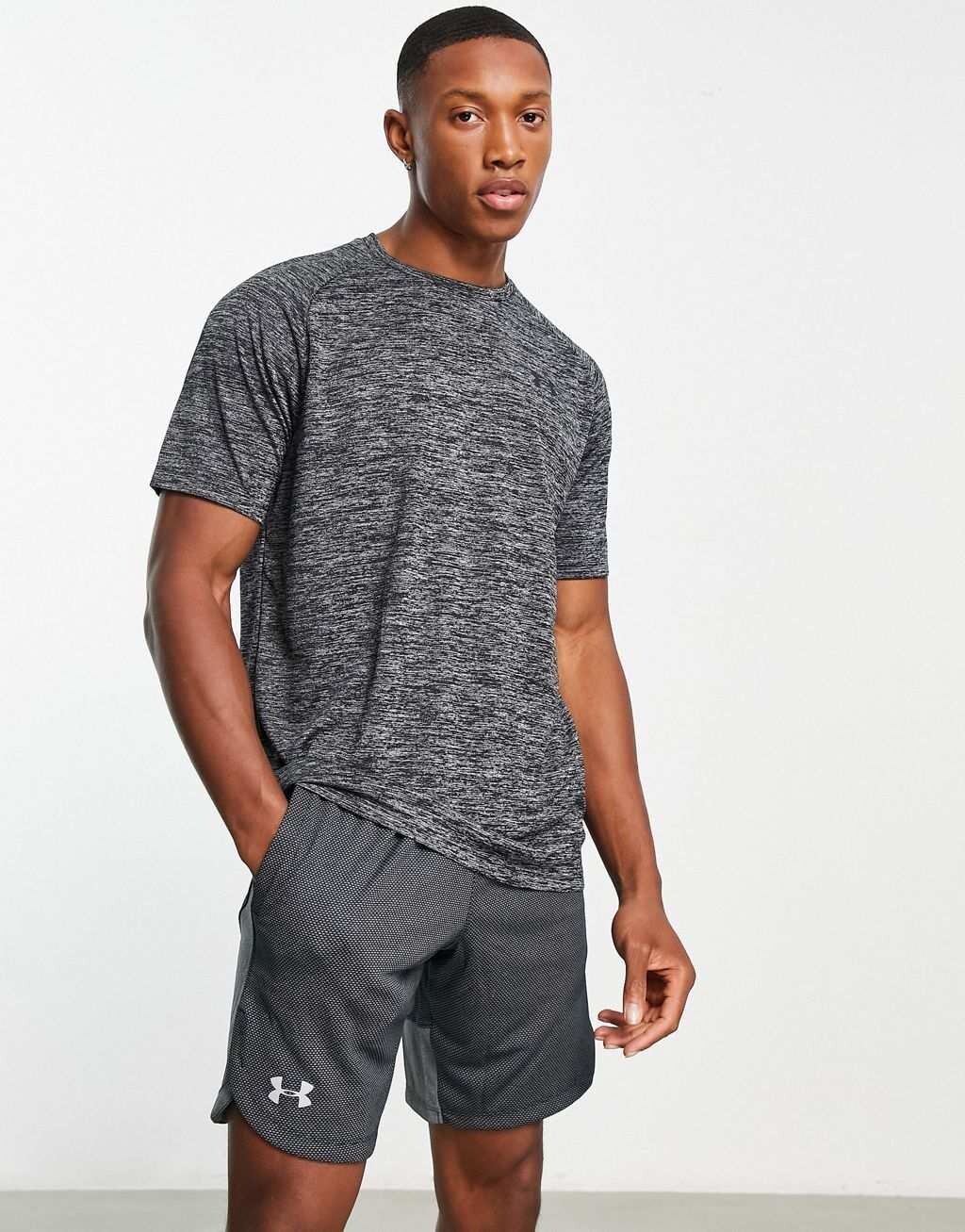 

Серая меланжевая футболка Under Armour Training Tech 2.0, Серый