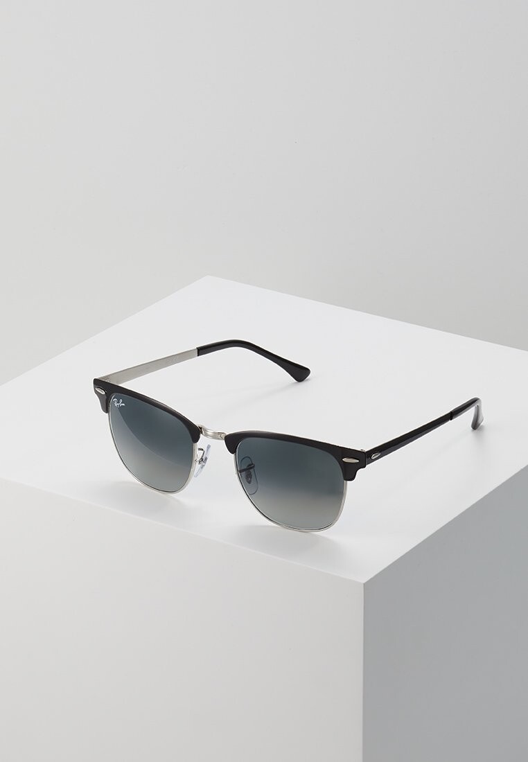 

Солнцезащитные очки Ray-Ban, черный