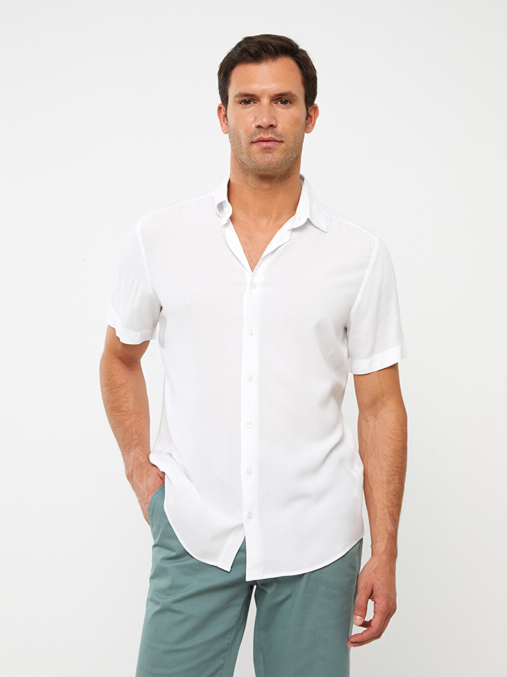 Мужская вискозная рубашка стандартного кроя с коротким рукавом LCWAIKIKI Classic, буксе белый