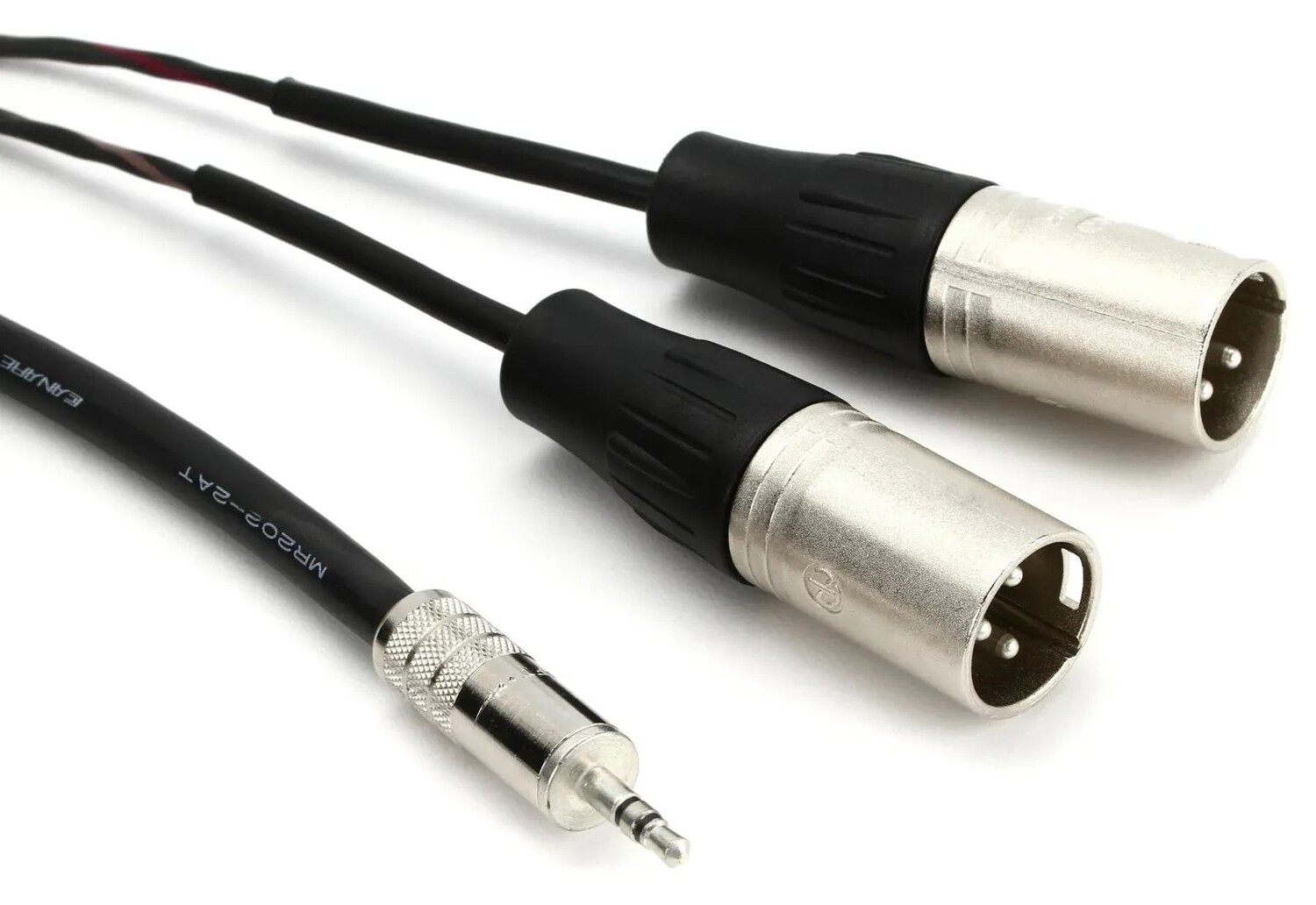 

Кабель Pro Co IPMB2XM-3 3,5 мм TRS «папа» — двойной разъем XLR — 3 фута