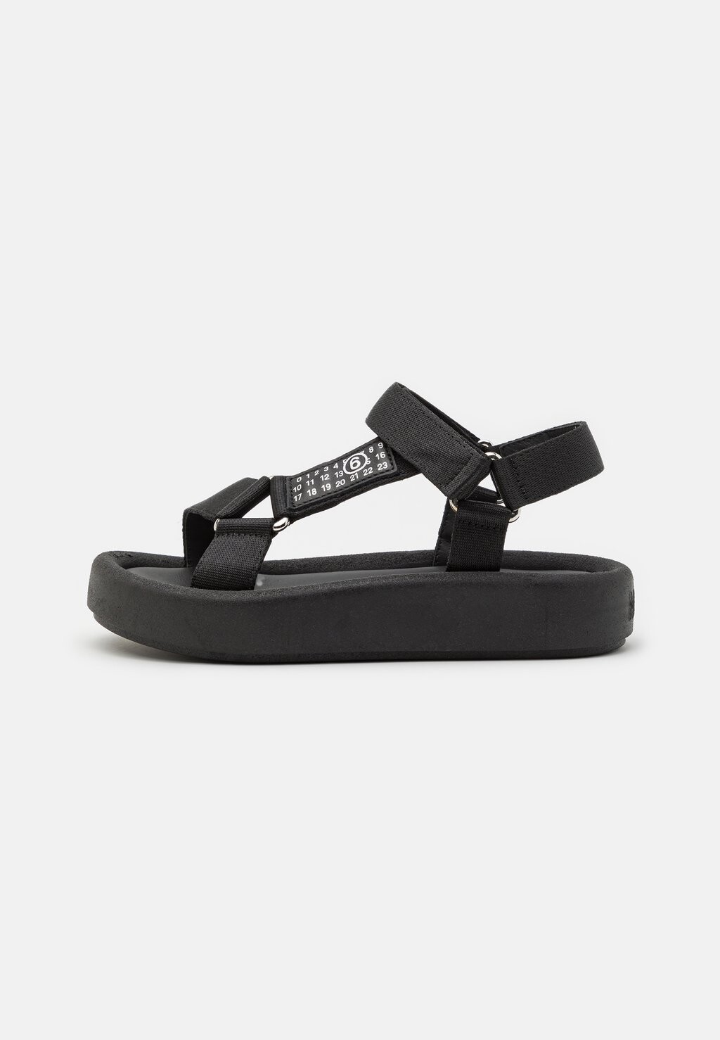 

Сандалии Unisex MM6 Maison Margiela, цвет black/white