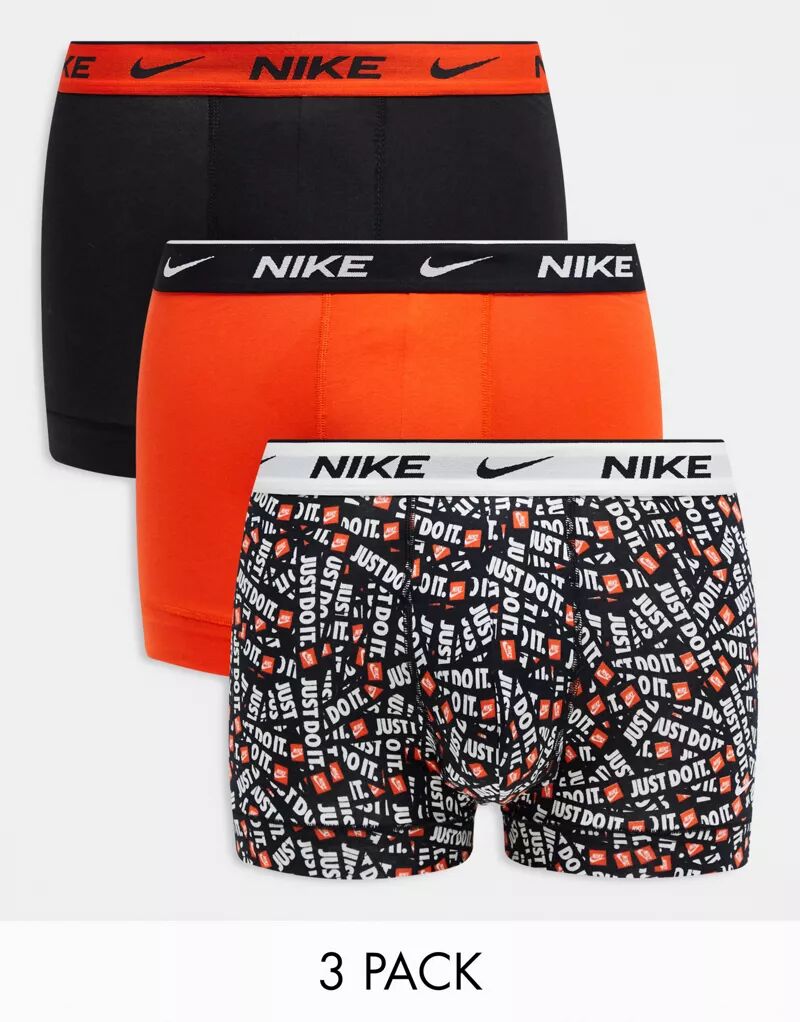 Набор из трех трусов Nike Everyday Cotton Stretch черного/оранжевого цвета комплект из трех трусов nike everyday cotton stretch черного цвета с контрастным поясом