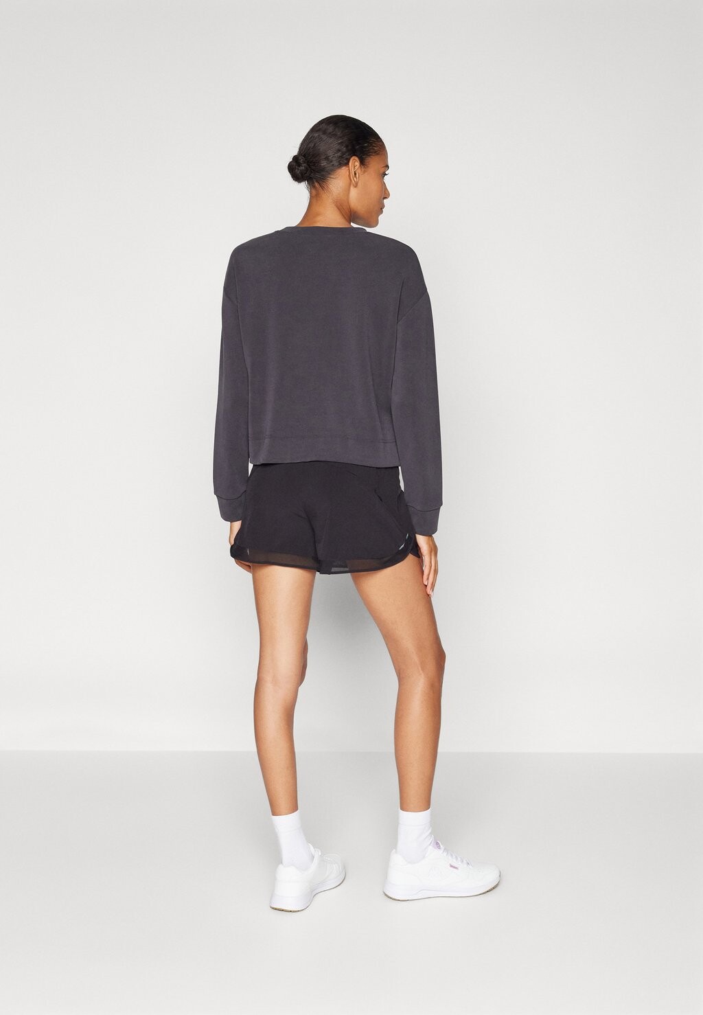 

Спортивные шорты HIGH RISE RACER RUN SHORT Athleta, черный