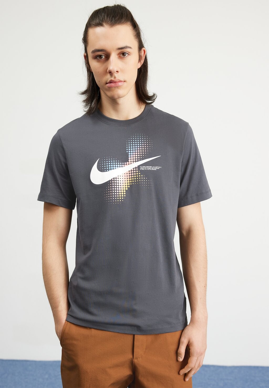 

Футболка с принтом Nike Sportswear, цвет anthracite
