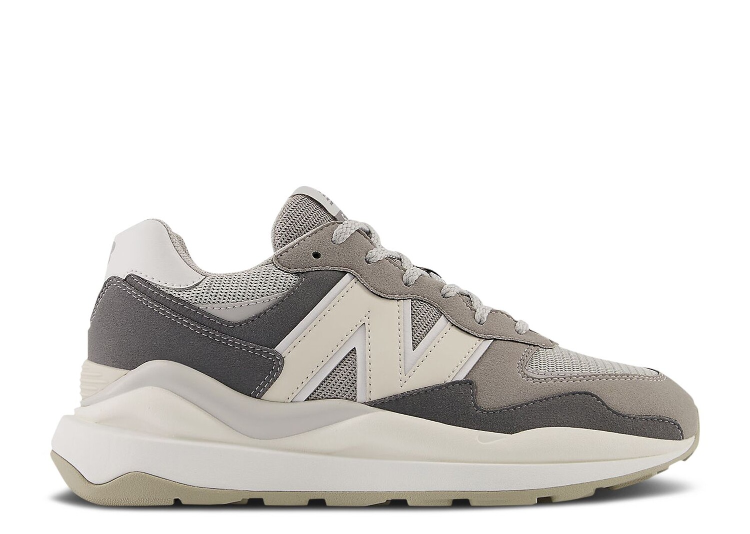 

Кроссовки New Balance 57/40 Big Kid Wide 'Castlerock Moonbeam', серый